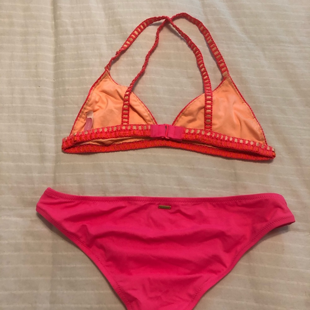 VS Bikini - Picture 2 of 2